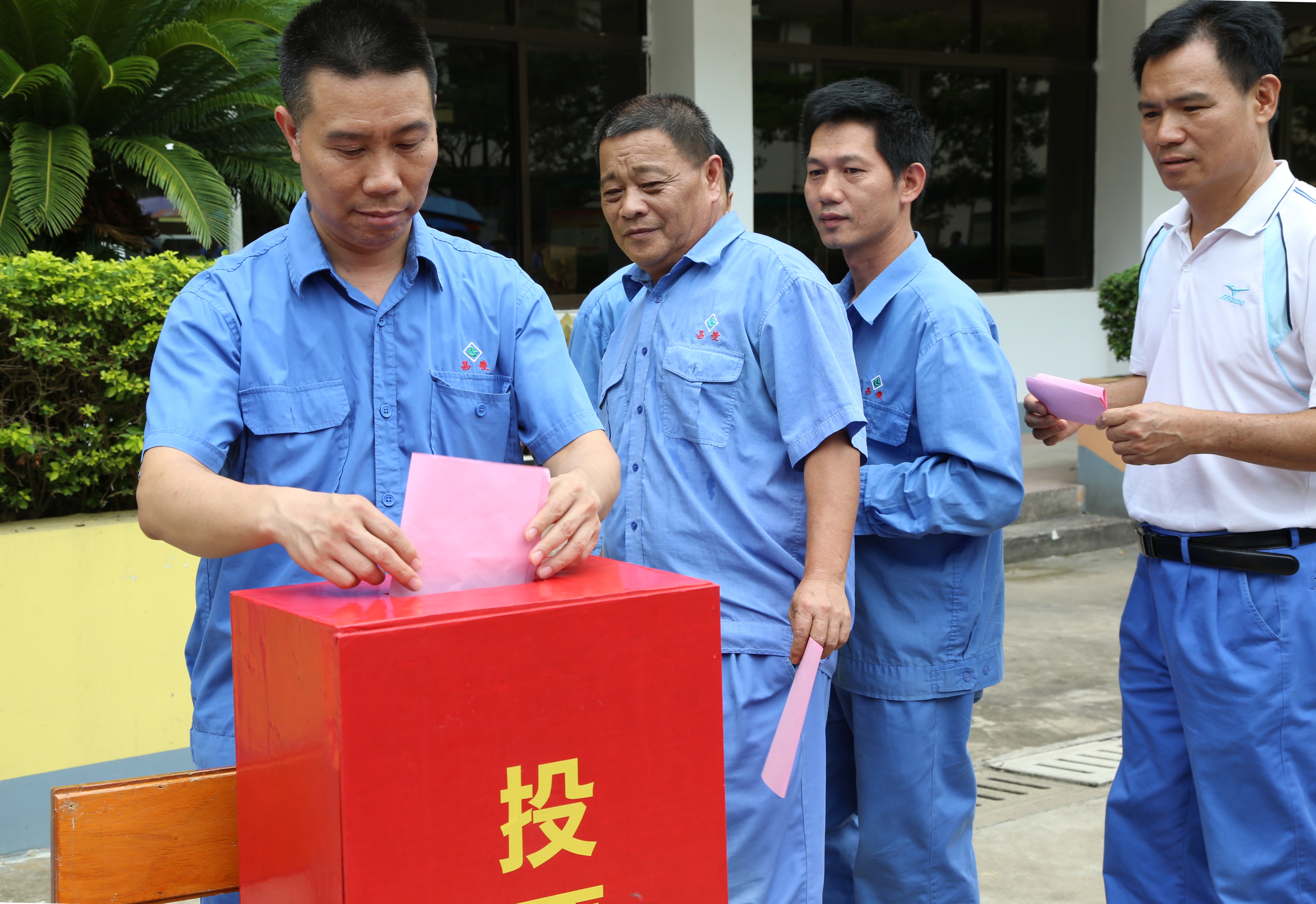 �й���88858cc����(�ɷ�)�ٷ���վ